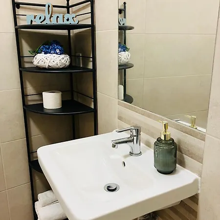 Downtown Deluxe 3*